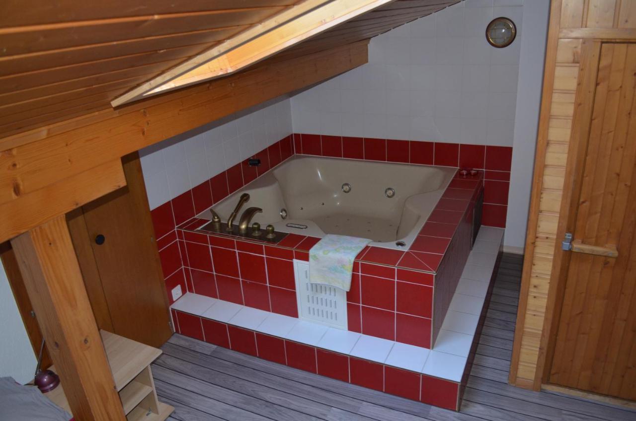 Logement Chez L'Habitant Etage Independant Grône المظهر الخارجي الصورة